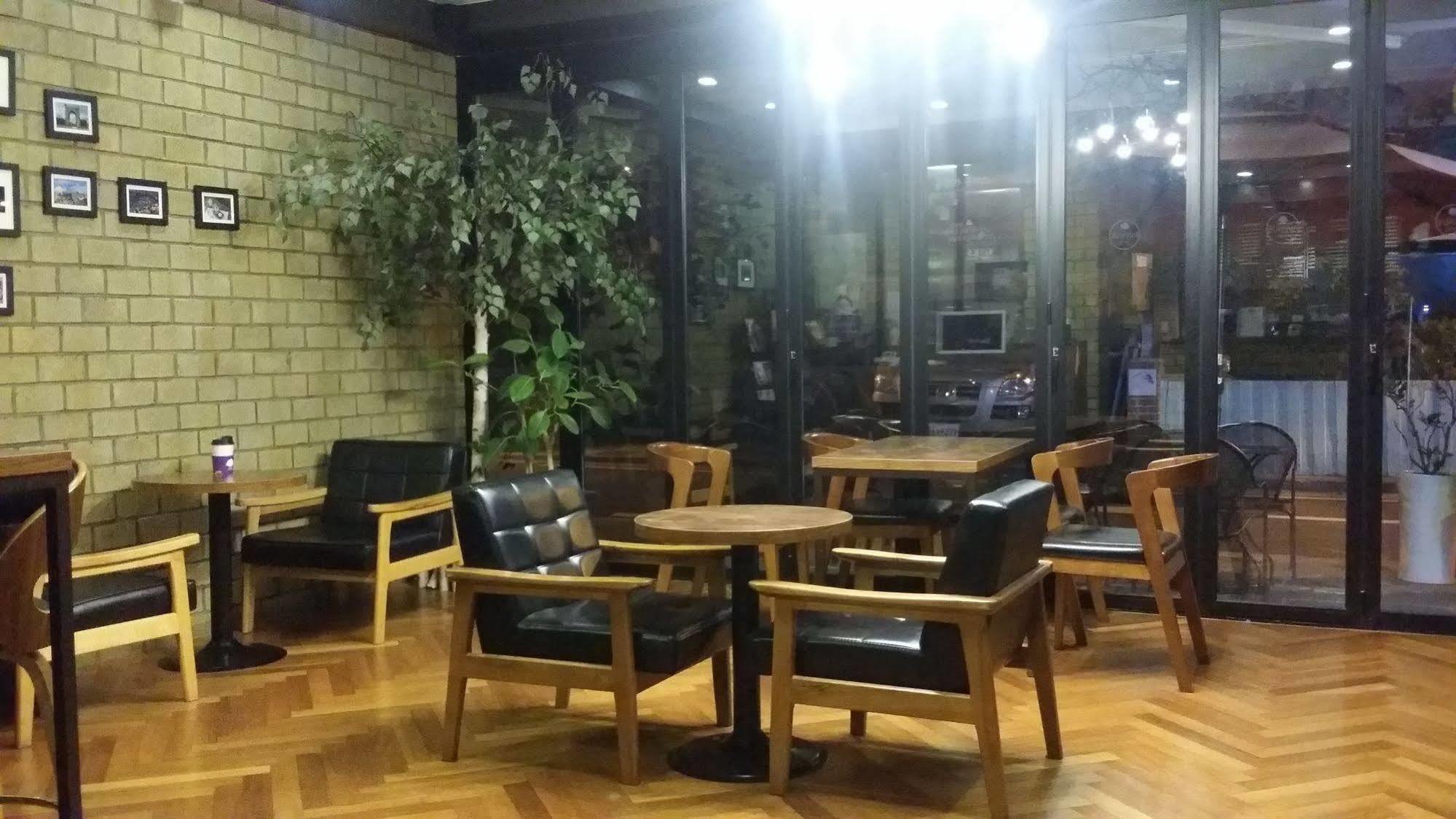 Park Avenue Hostel Seul Exterior foto